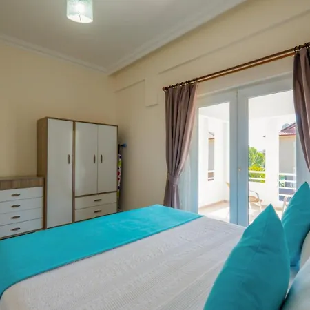 Infinity White Hotel