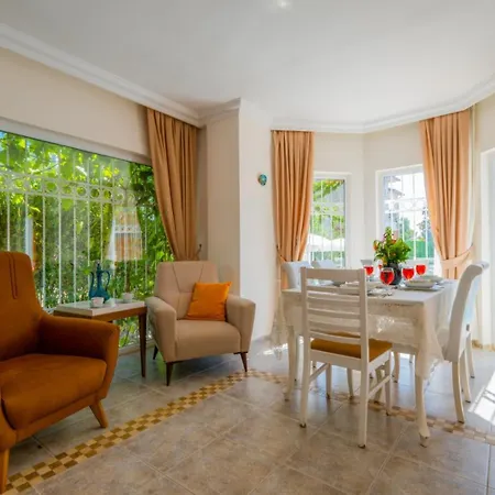 Hotel Infinity White 4*